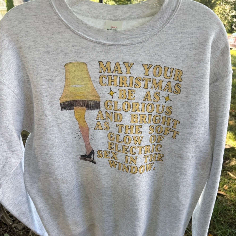 Hanes EcoSmart Grey sweatshirt with‎ Festive Print